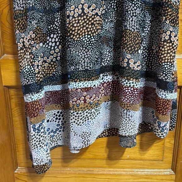 BCBGeneration Asymmetrical Abstract Blouse Women’s Small - Picture 5 of 7